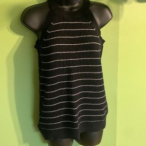 Knitted sleeveless top